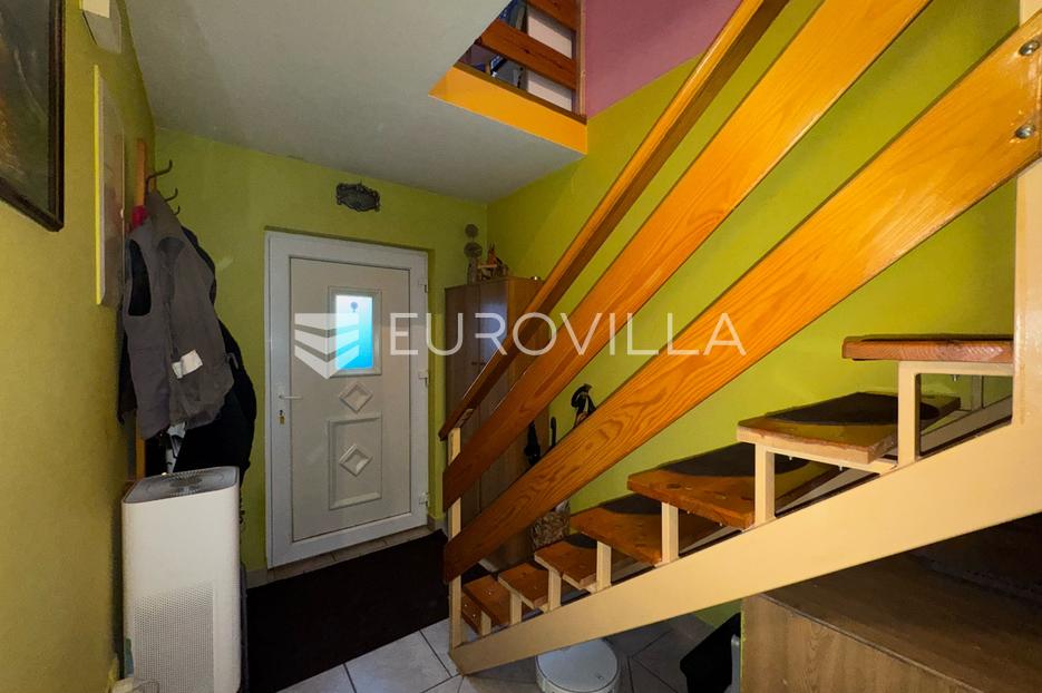 House For sale - Osječko-baranjska Đakovo