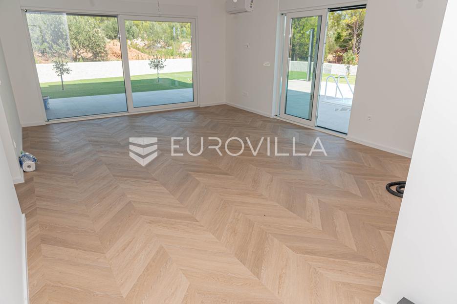 Flat For sale - Šibensko-kninska Tribunj