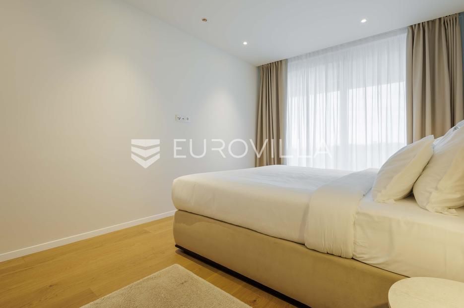 Appartement À vendre -  Umag