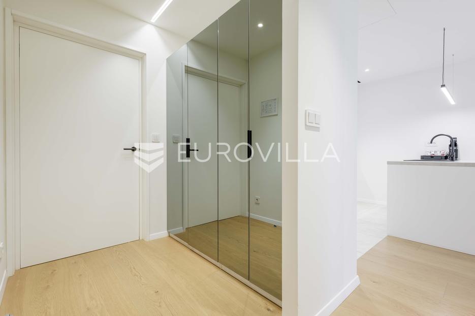 Appartement À vendre -  Umag