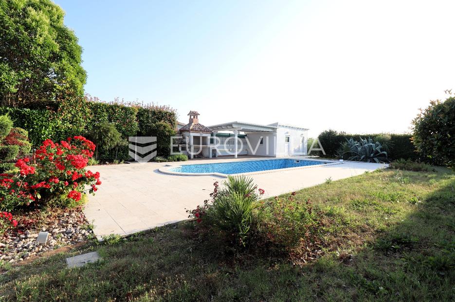 Casa In vendita -  Poreč