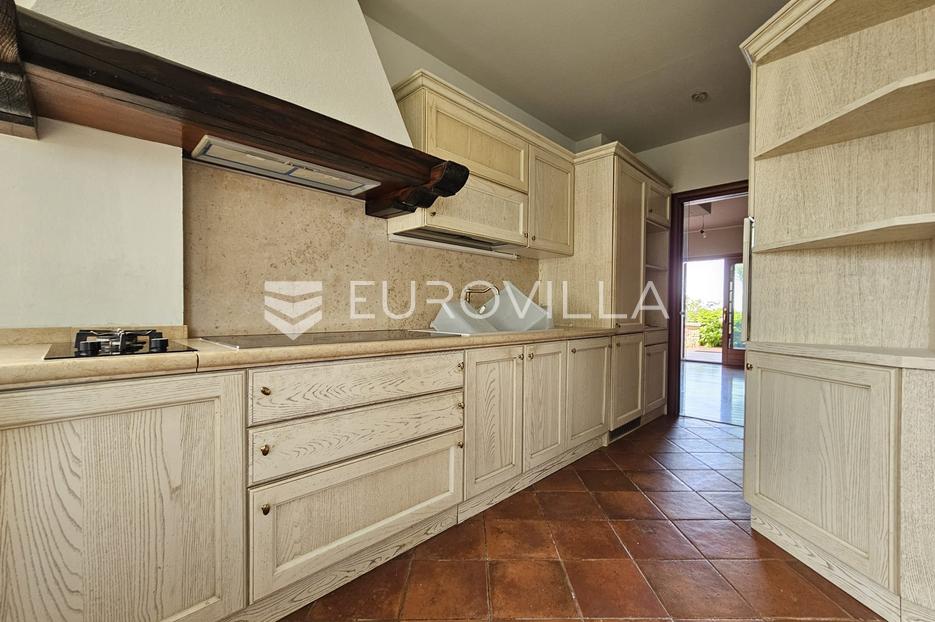 Casa In vendita -  Poreč