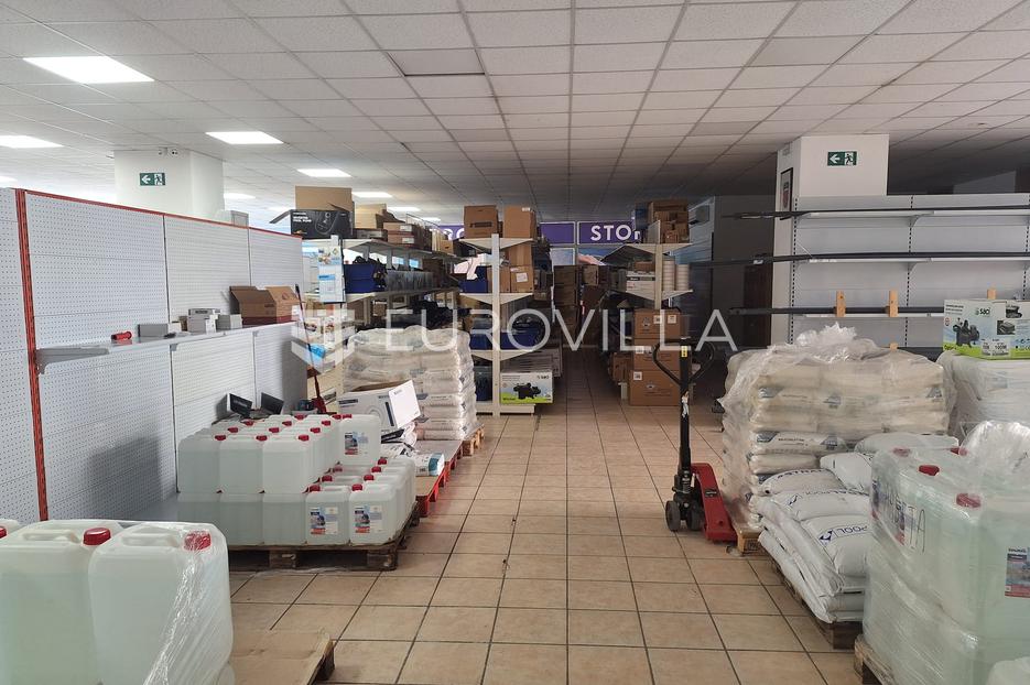 Poslovni prostor Na prodaju - Istarska Pula - foto 3/10