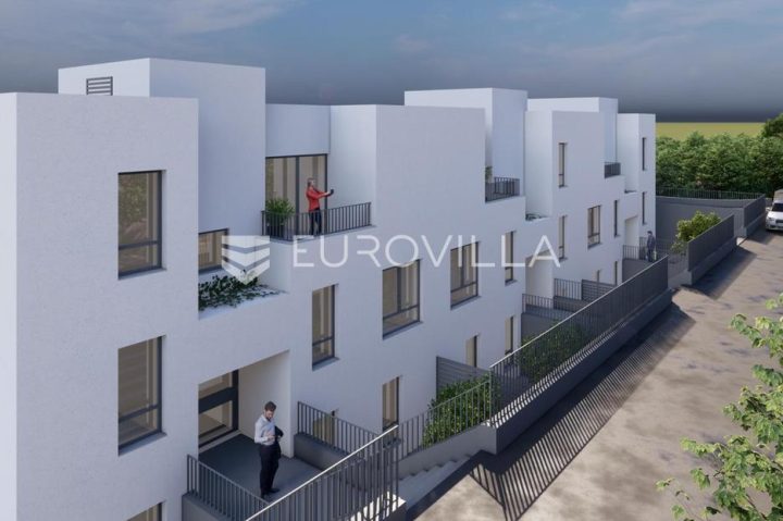 Appartement à vendre 97 m² – Strožanac