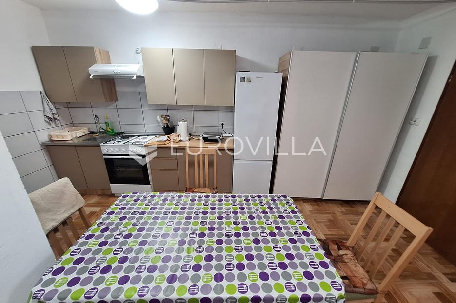 Stan Na prodaju - Karlovačka Karlovac - Okolica - foto 1/5
