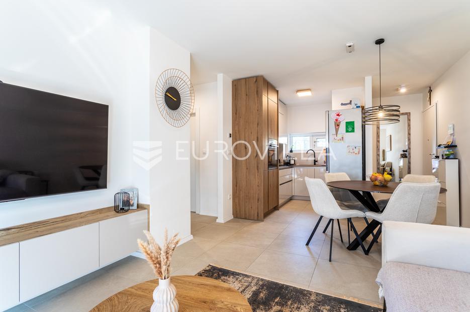 Apartment Zu verkaufen -  Solin