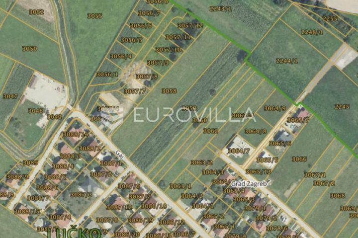 Terrain à vendre 5795 m² – Lučko