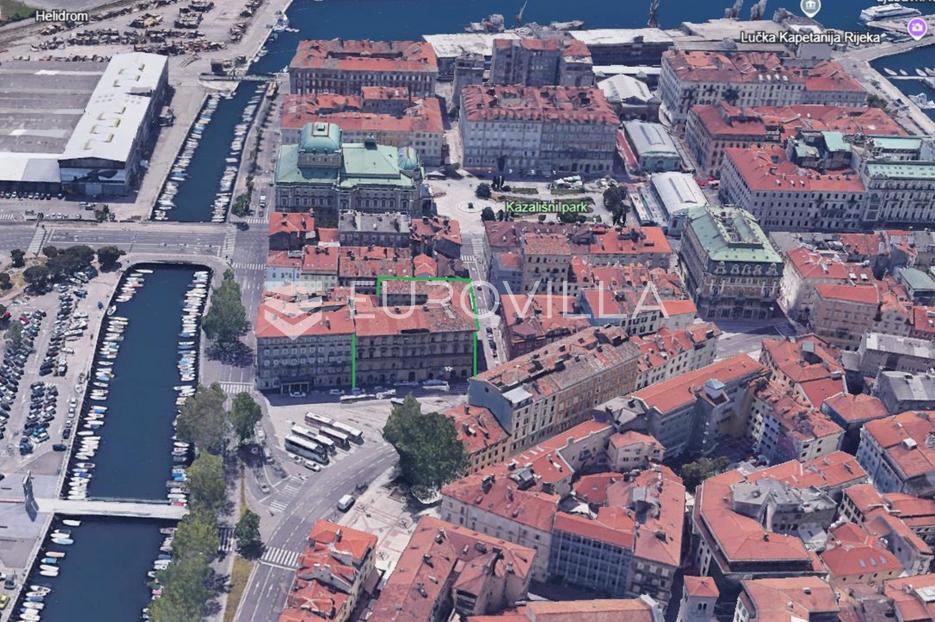 Lokal użytkowy Na sprzedaż -  Rijeka