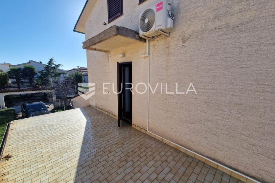 Kuća Na prodaju -  Vir