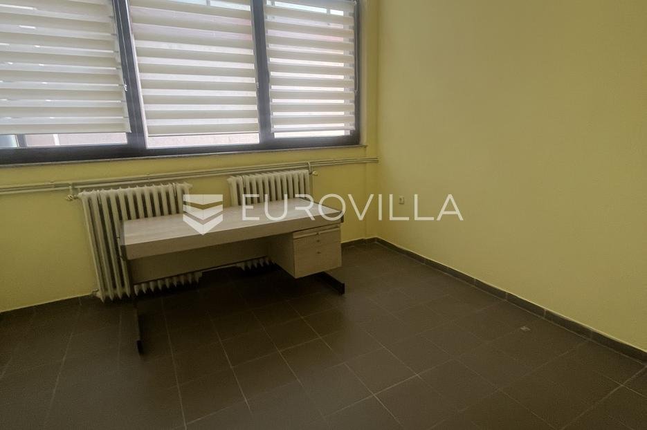Lokal użytkowy Do wynajęcia - Brodsko-posavska Slavonski Brod - foto 1/7