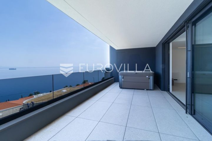 Flat for sale 144 m² – Punta Kolova