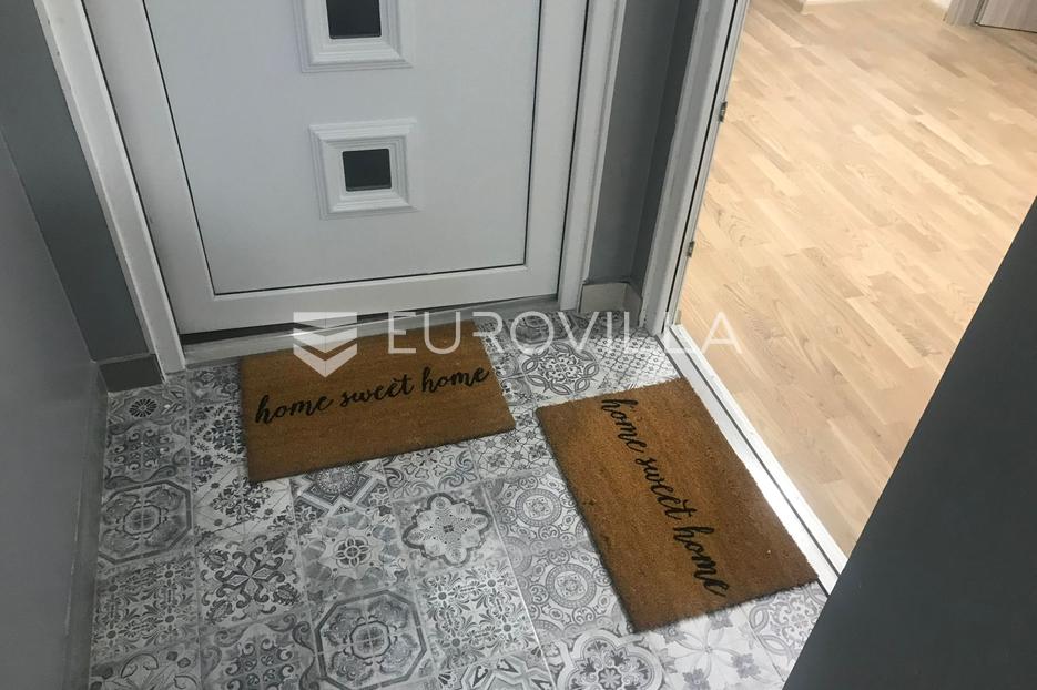 Flat For sale -  Donji Grad