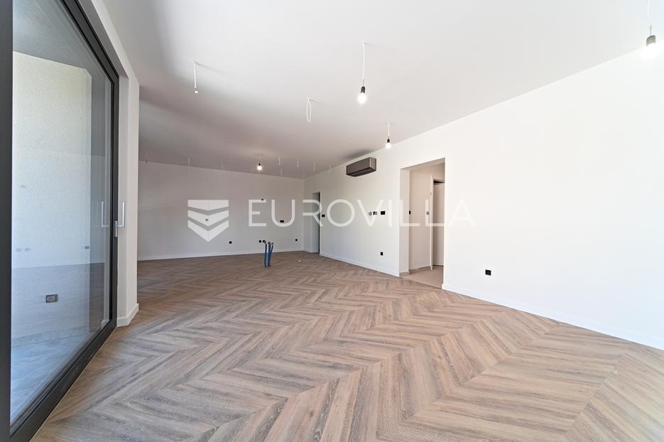 Appartamento In vendita -  Osijek