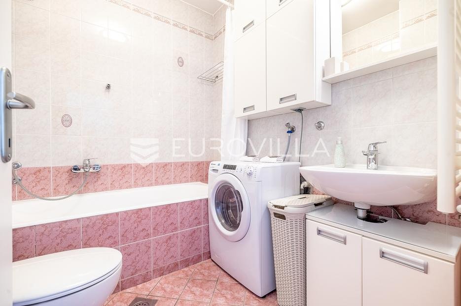 Apartma Naprodaj - Grad Zagreb Trnje