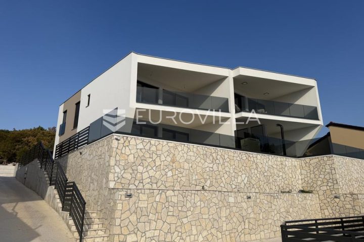 Casa in vendita 197 m² – Jadranovo