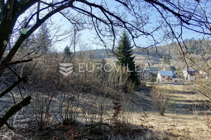 Pozemek na prodej 1380 m² – Delnice