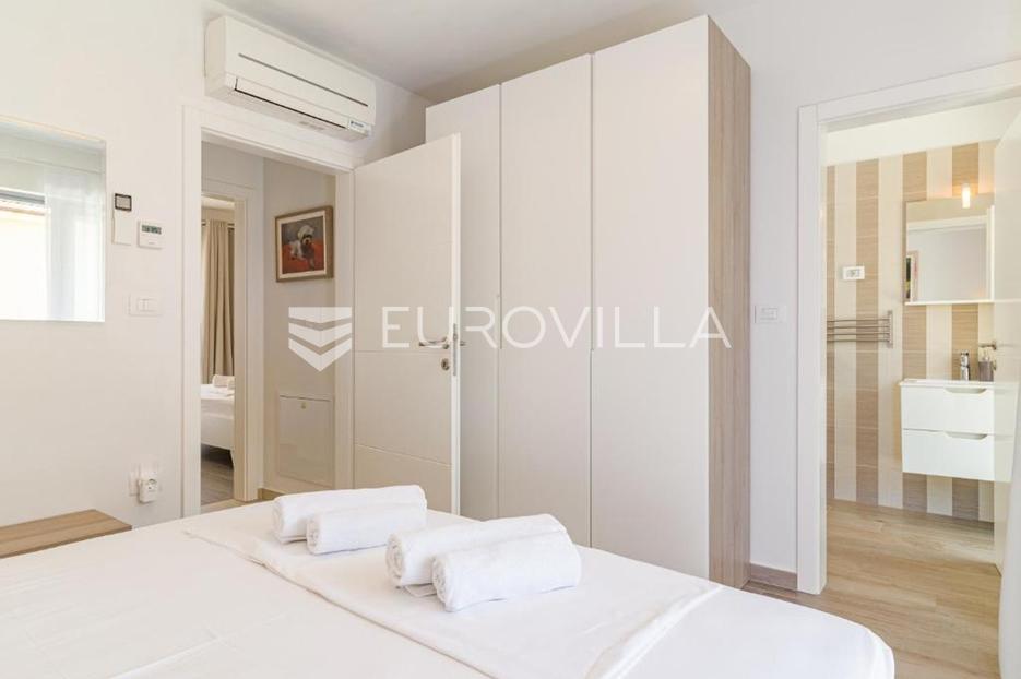 Apartment Zu verkaufen -  Ližnjan