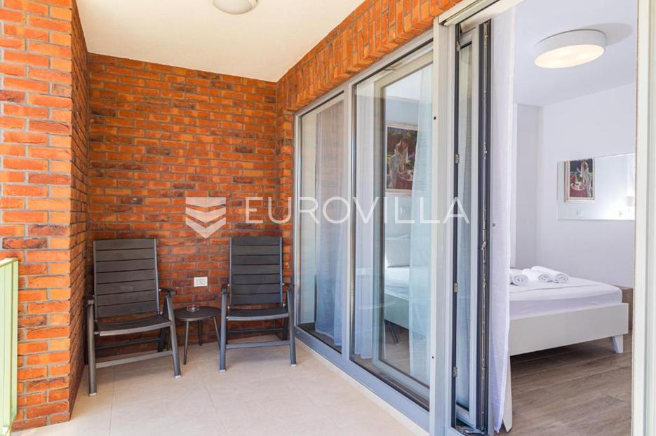 Apartment Zu verkaufen -  Ližnjan
