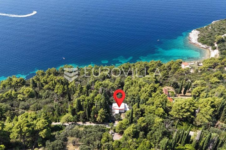 Kuća na prodaju 184 m² – Slano