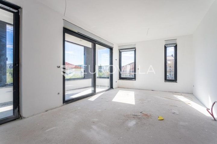 Apartmán na prodej 62 m² – Trogir