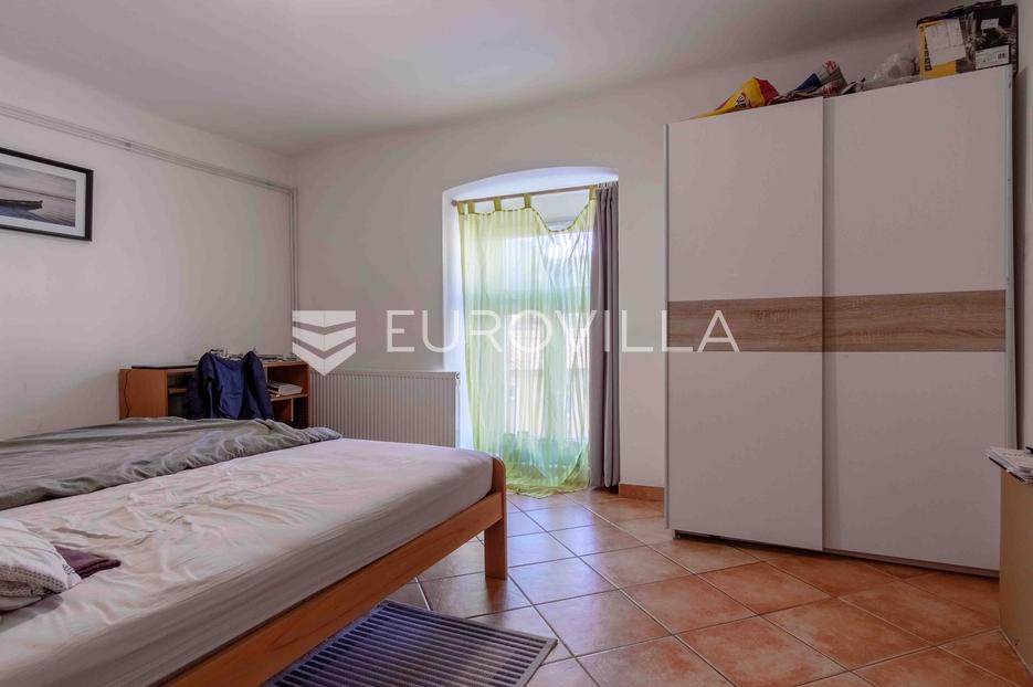 Apartma Na predaj -  Pula