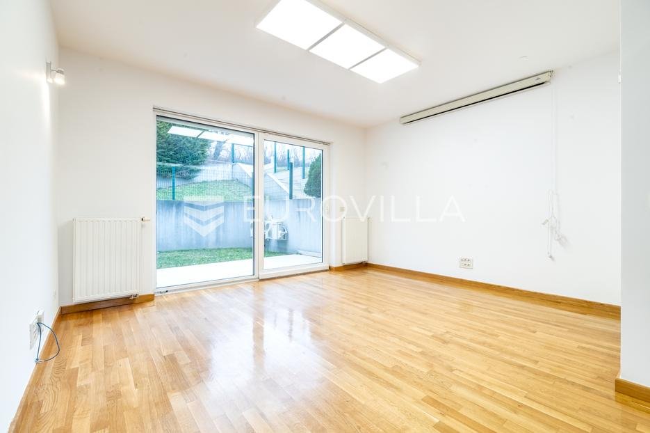 Business premises For rent - Grad Zagreb Podsused - Vrapče