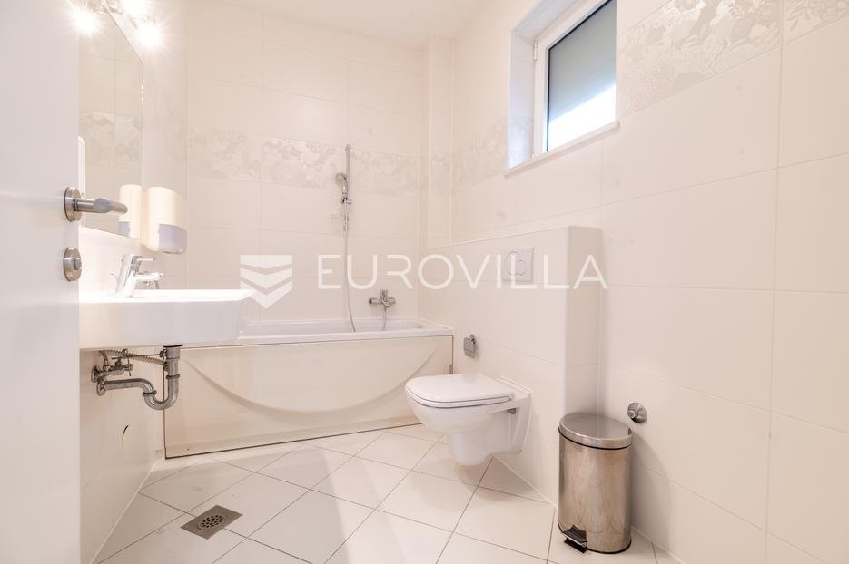 Business premises For rent - Grad Zagreb Podsused - Vrapče