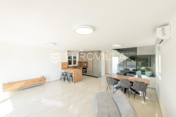 Haus Zu verkaufen - Privlaka - foto 2/22