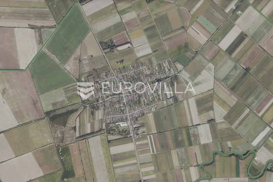 Terreno In vendita Rakitovica