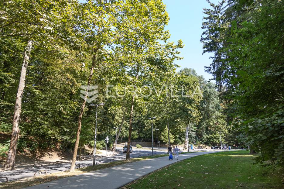 Dům Na prodej - Grad Zagreb Gornji Grad - Medveščak - foto 1/1