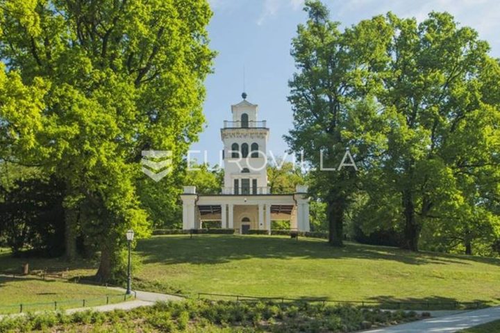 Pozemek na prodej 3600 m² – Maksimir