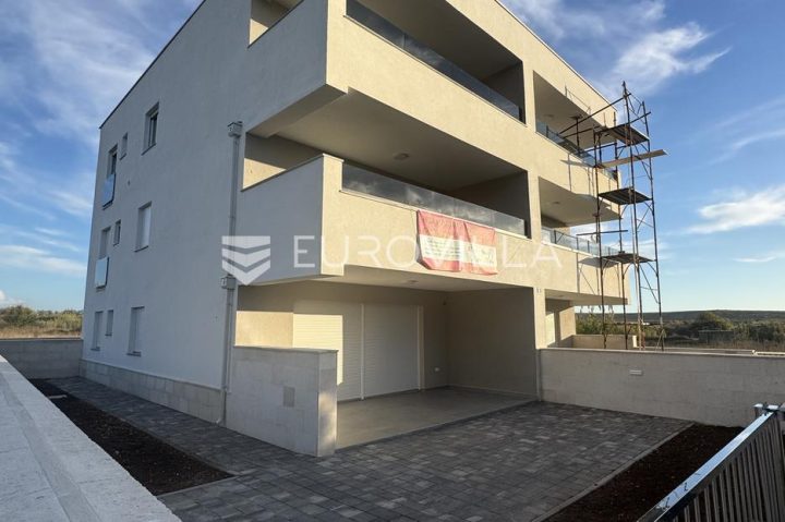 Flat for sale 67 m² – Povljana