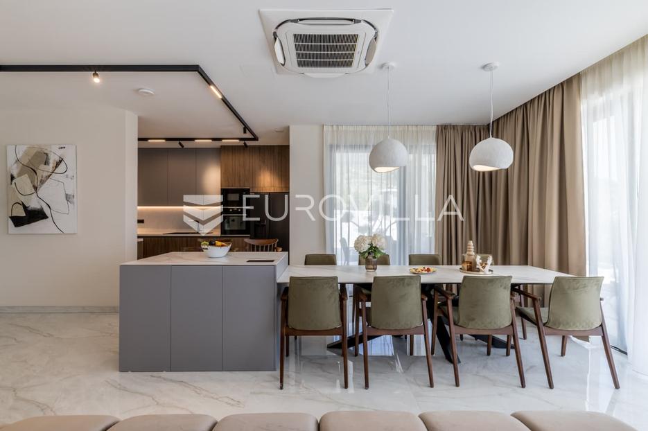 Maison À vendre - Splitsko-dalmatinska Dugi Rat