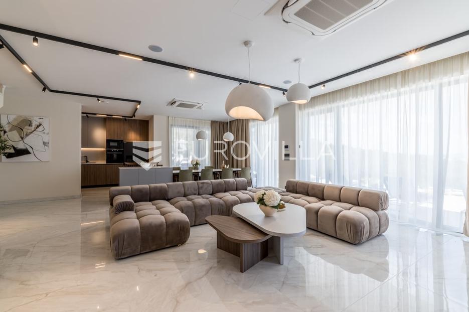 Maison À vendre - Splitsko-dalmatinska Dugi Rat