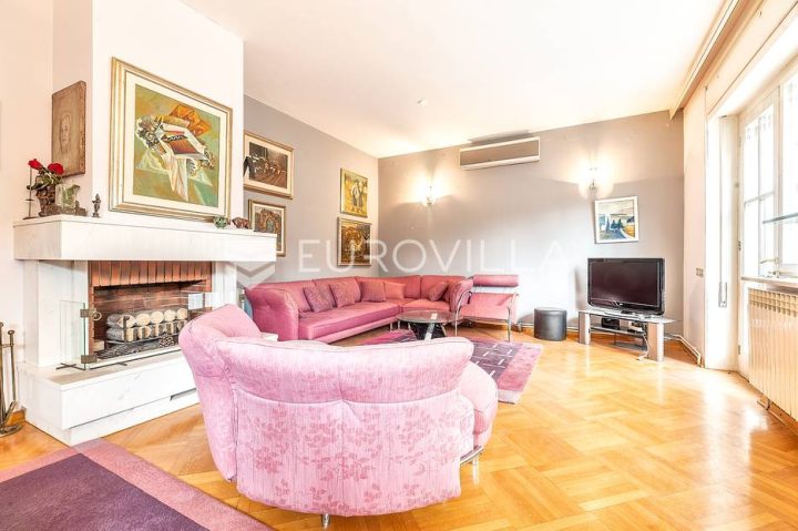Apartmán na prodej 144 m² – Donji Grad