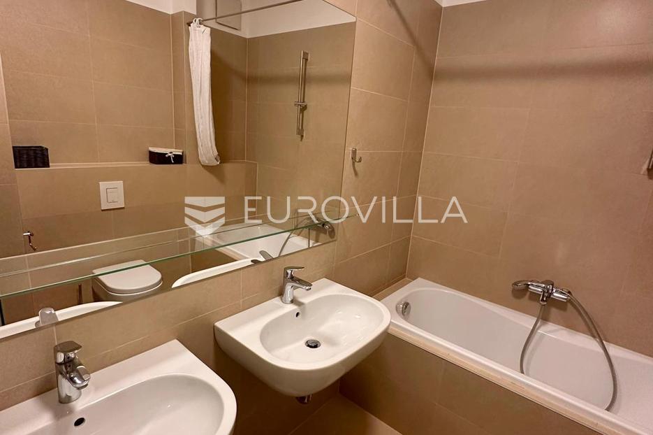 Apartment Zu verkaufen -  Split