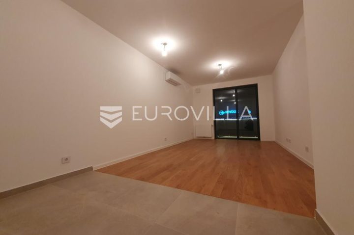 Mieszkanie Do wynajęcia - Grad Zagreb Peščenica - žitnjak - foto 3/6