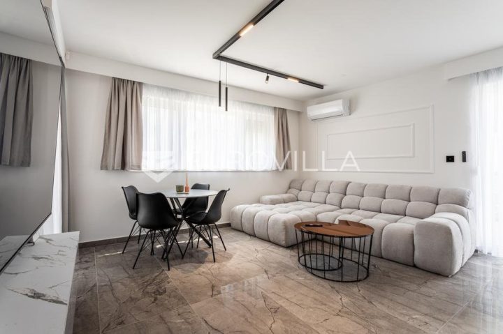 Appartement À vendre - Splitsko-dalmatinska Podstrana - foto 2/16