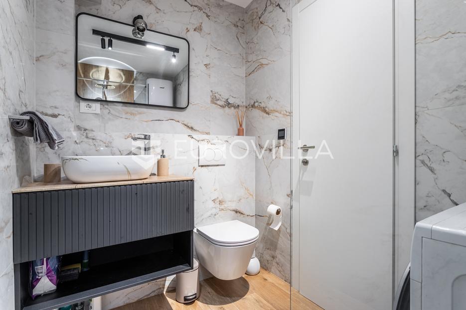 Apartment Zu verkaufen - Splitsko-dalmatinska Podstrana