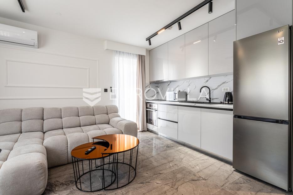 Apartment Zu verkaufen - Splitsko-dalmatinska Podstrana - foto 3/15