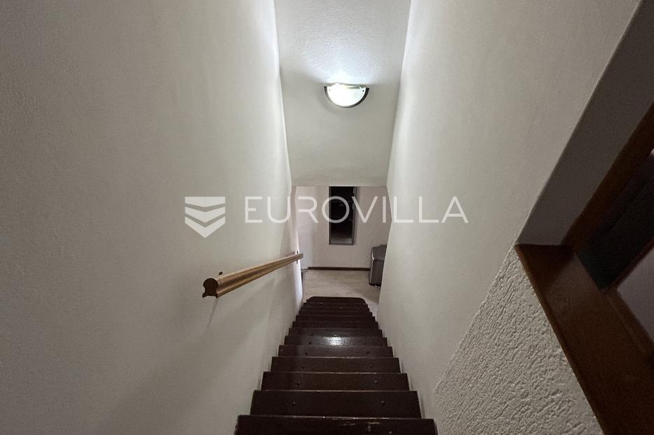 Apartment Zu verkaufen -  Pula