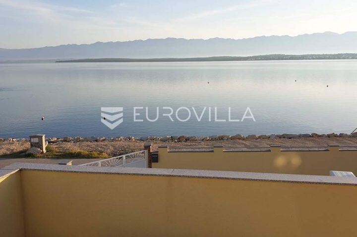 Kuća na prodaju 240 m² – Nin