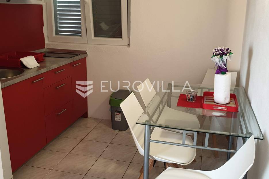 House For sale -  Nin