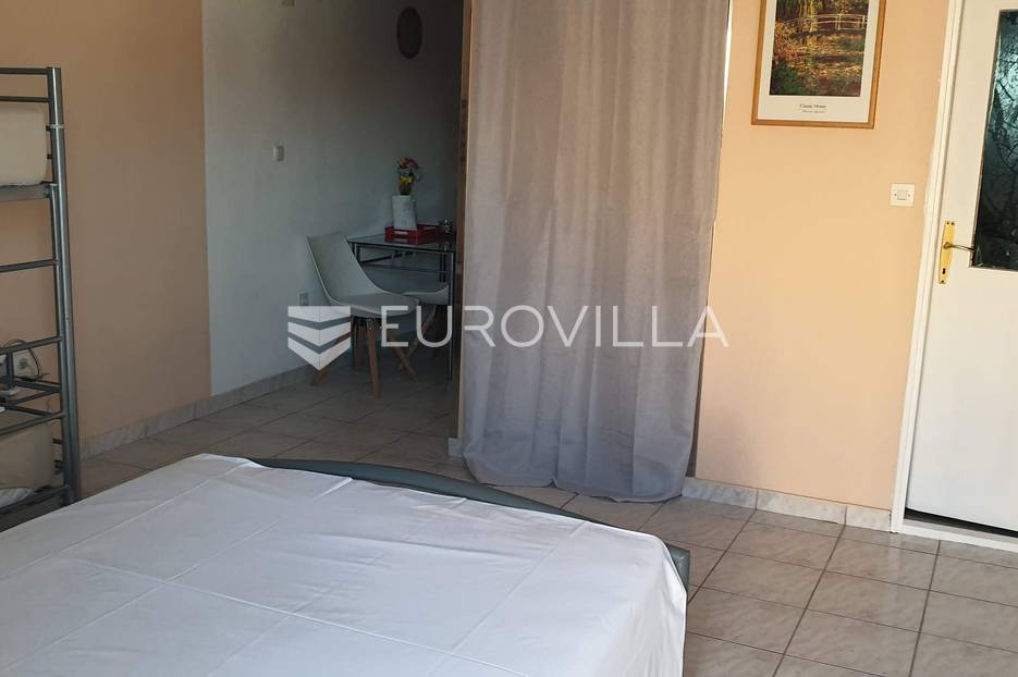House For sale -  Nin