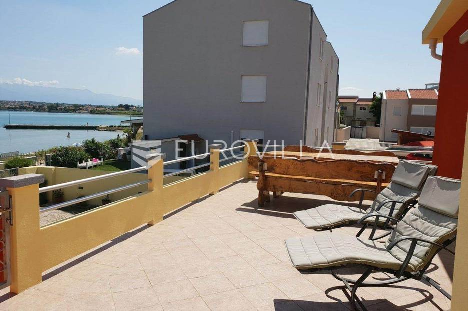 House For sale -  Nin