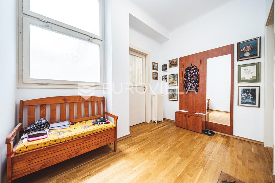 Apartment Zu verkaufen -  Donji Grad