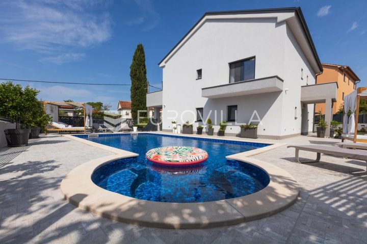 Haus zu verkaufen 220 m² – Malinska