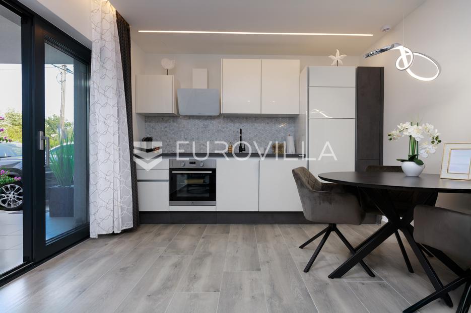 Dům Na prodej -  Malinska-Dubašnica