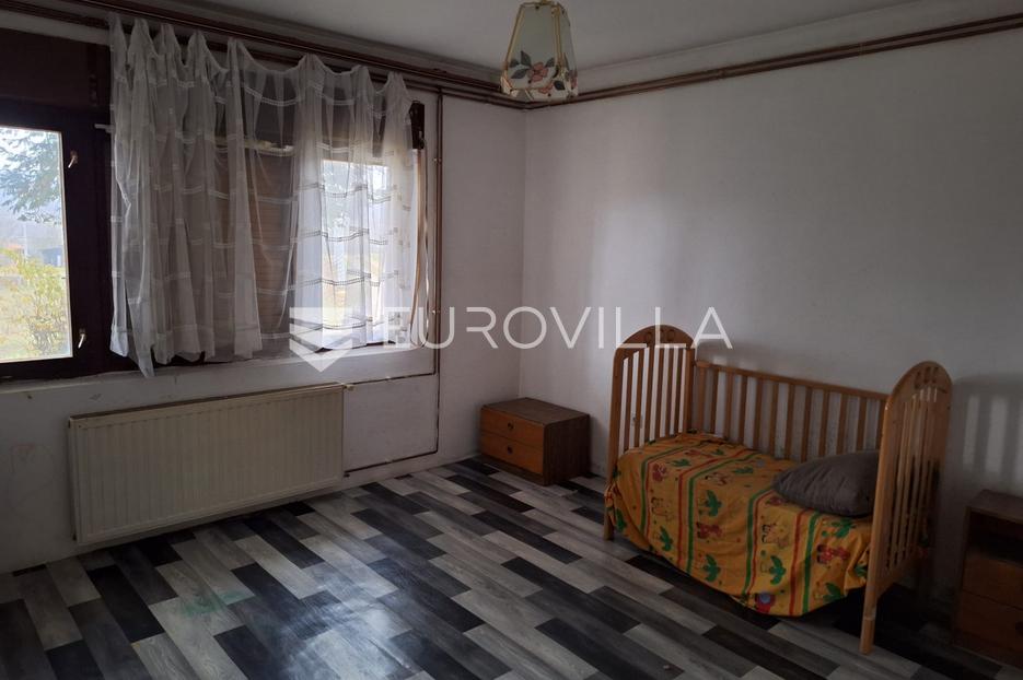 Kuća Na prodaju -  Duga Resa