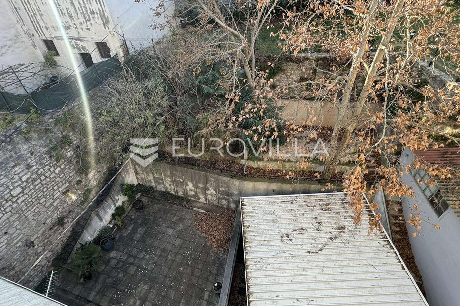 Apartment Zu verkaufen -  Pula